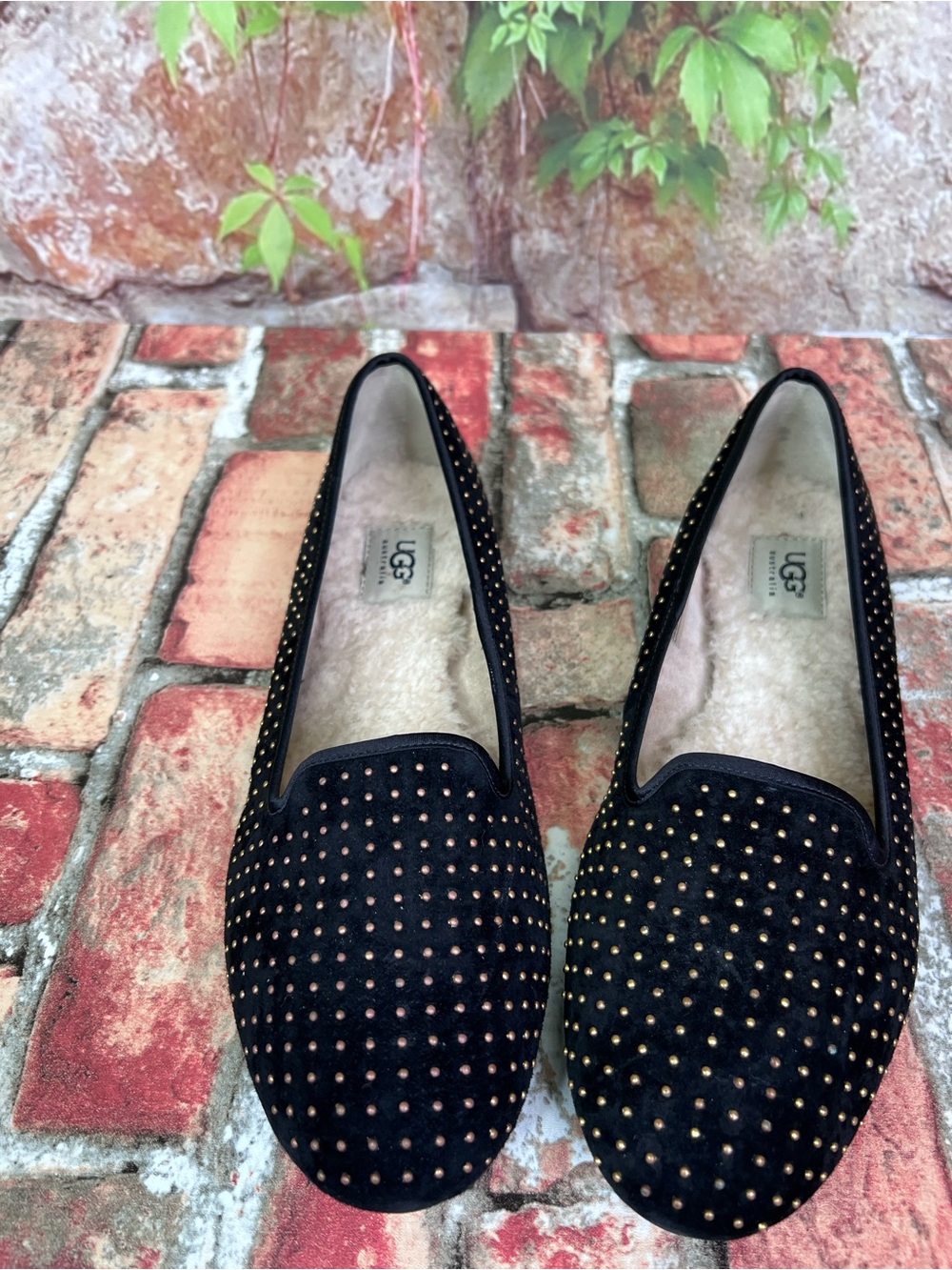 UGG Black Studded Suede Smoking Slippers with Shearling Lining, 11 - Picture 4 of 13